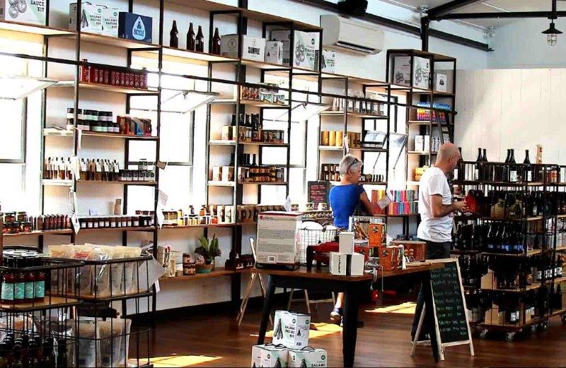 The Craft & Co </br> Best Restaurants & Distilleries