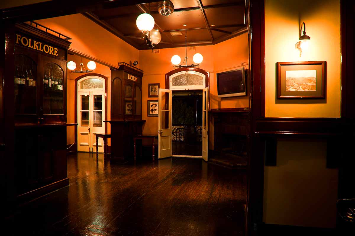 P.J.O’Brien’s – Irish Pubs