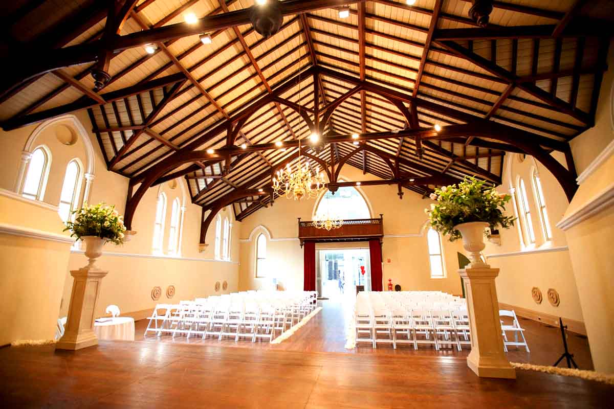 adelaidetownhallvenuehirefunctionroomscbdvenuespartyroombirthdaycorporateevent009