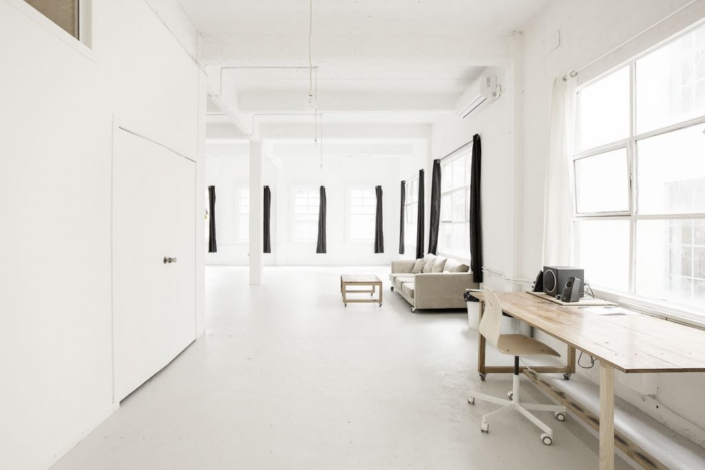 L1studiosvenuehiremelbourneprojectspacecbdrooftopphotography