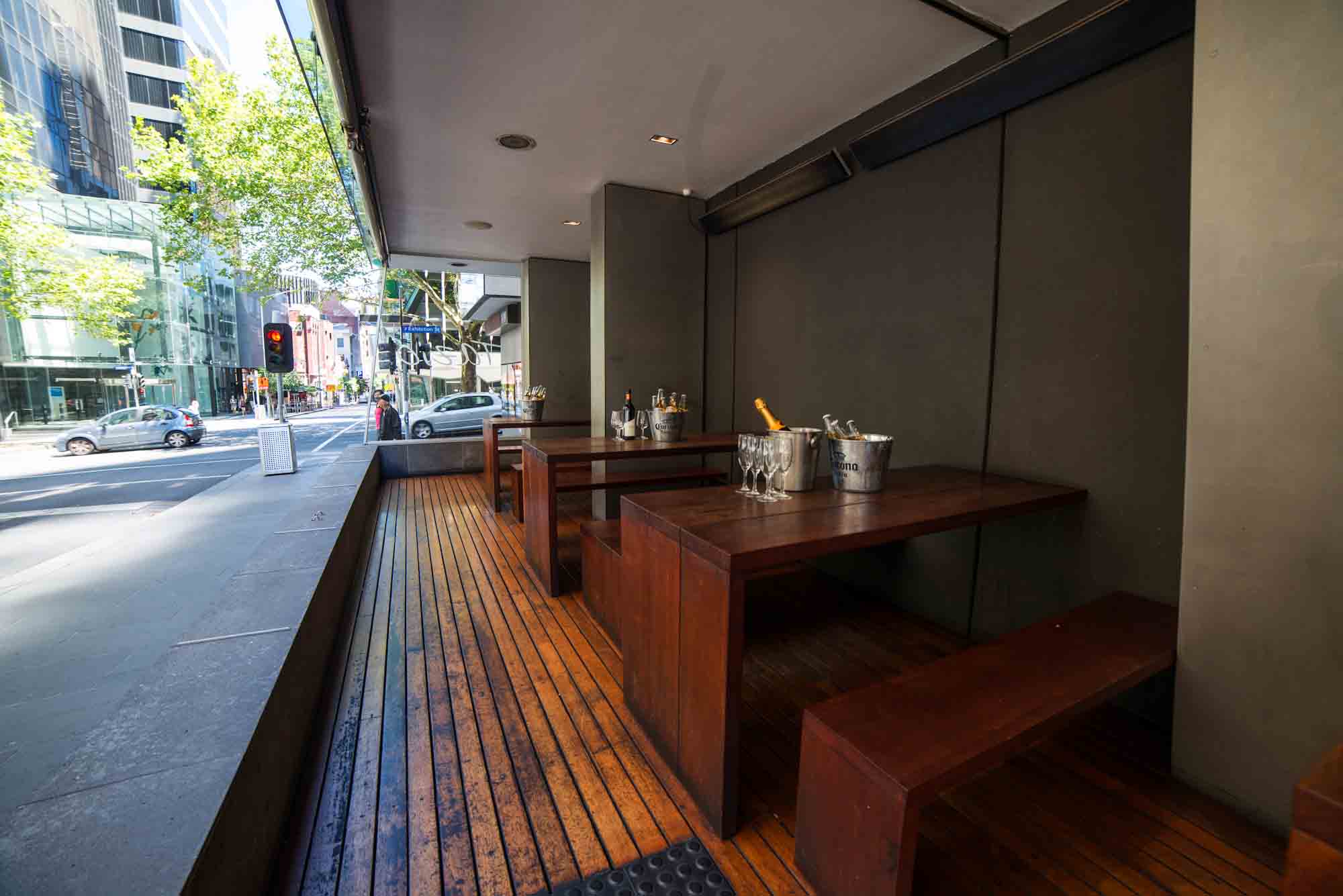 Best Restaurants Melbourne Italian Seafood Waterfront HCS best-restaurants-melbourne-italian-seafood-waterfront-hcs