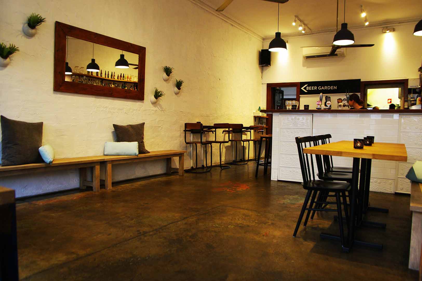 Smith Street Trader <br/> Function Rooms & Venues