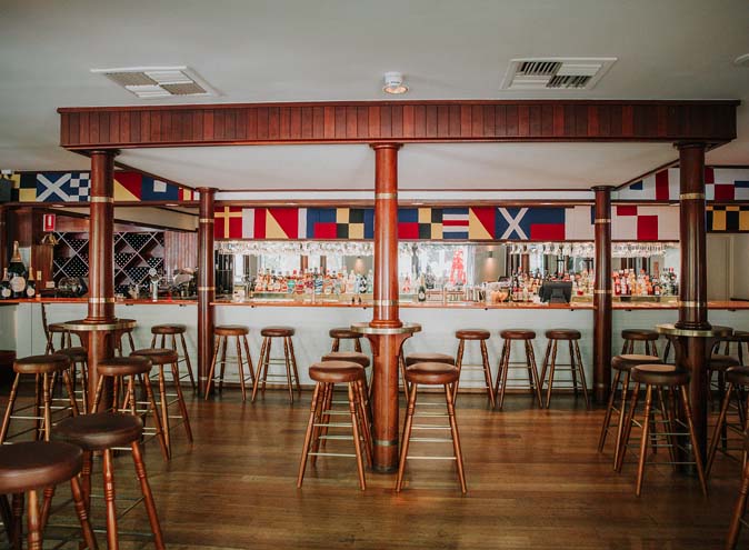 The-Windsor-Hotel-Bars-South-Perth-Bar-Pub-Pubs-Outdoor-Beer-Garden-Top-Best-Good-Cocktail-011