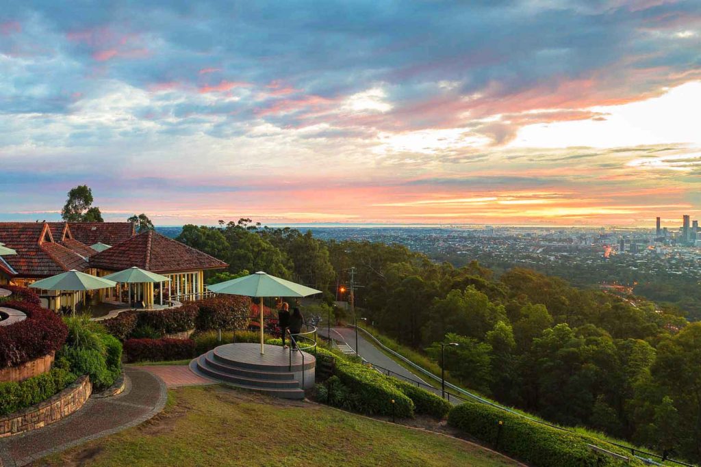 SummitFunctionRoomsBrisbaneVenuesMountCootThaVenueHireSmall