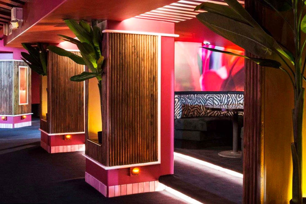 Flamingo Lounge <br/> Best Nightclubs