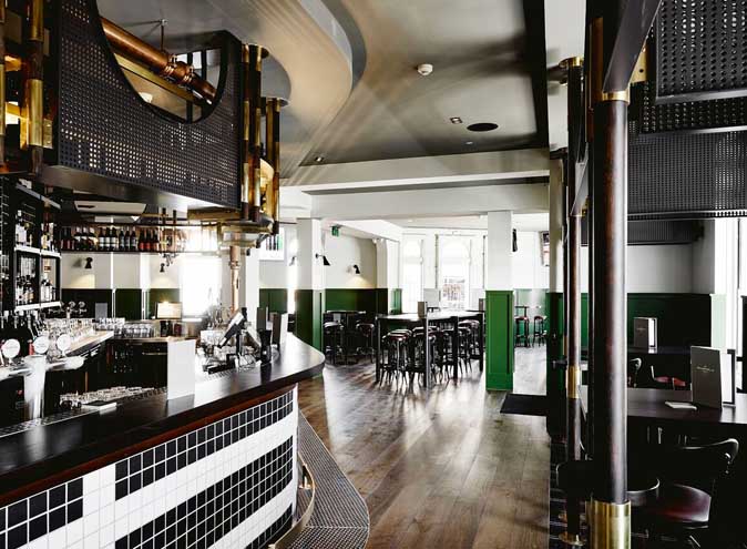 Village-Belle-restaurant-St-Kilda-Melbourne-restaurants-dining-best-top-good-late-pub-pubs-large-big-groups-australian-modern-contemporary-parma-burgers-outdoor-014