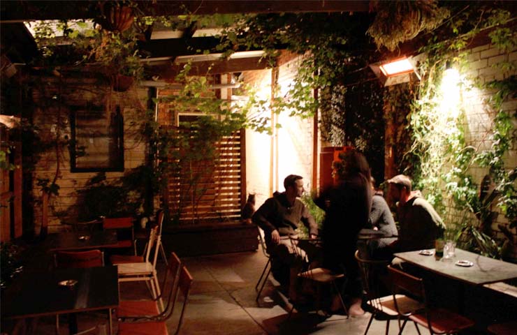 joes-shoe-store-northcote-chill-bar-dinner-wine-cocktail-beer-drinks-top-date-spot-venue-popular-relaxed-top-good