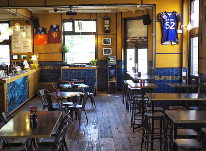 workers-club-fitzroy-bar-music-gigs-cocktails-happy-hour-melbourne-hidden-city-secrets