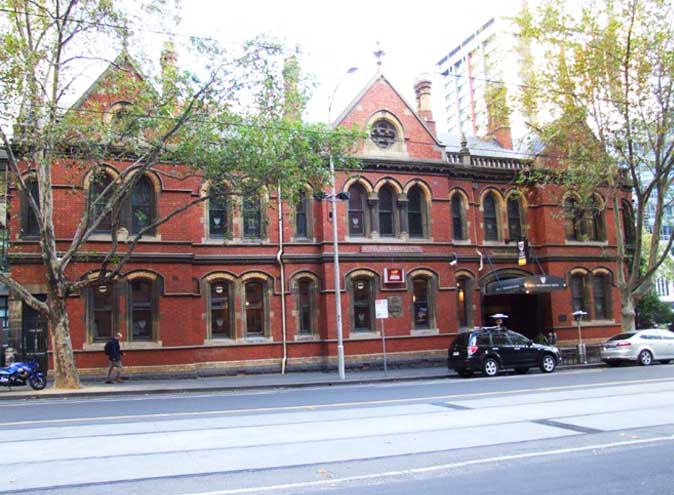 Royal Melbourne Hotel <br/> Late Night Bars