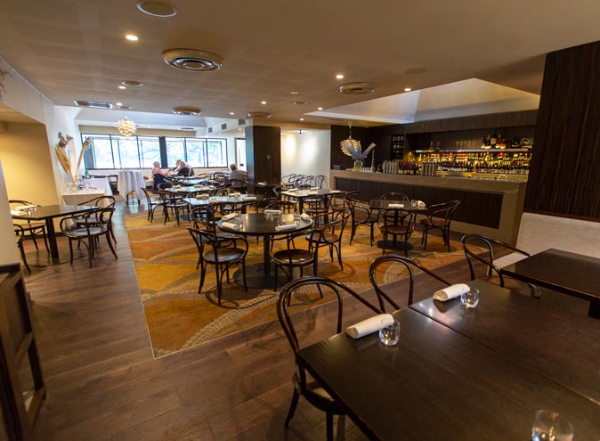 Botanical Hotel South Yarra Melbourne bar bars cocktails wine classy drinks outdoor client date fancy 004