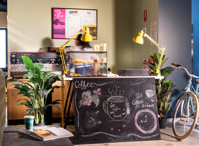 Lazy Lee Urban Eatery Perth CBD restaurant restaurants american burger pub food groups diner fun unique 008