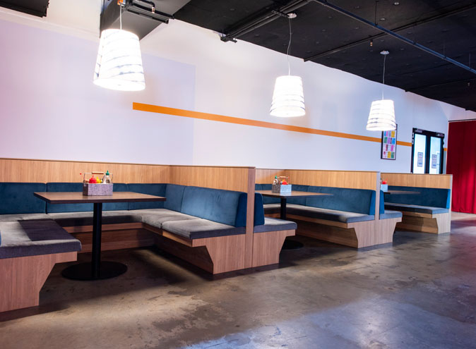 Lazy Lee Burger Bar <br/> Best Casual Dining