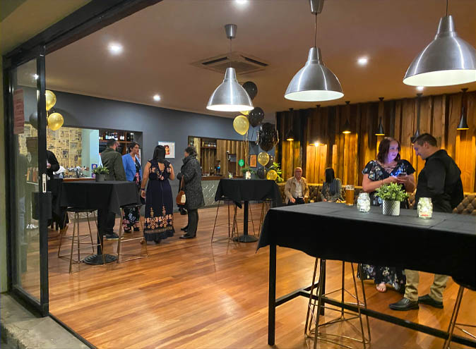 Rob roy hotel venue hire adelaide function rooms venues birthday party event wedding engagement corporate room small event cbd 0010 6