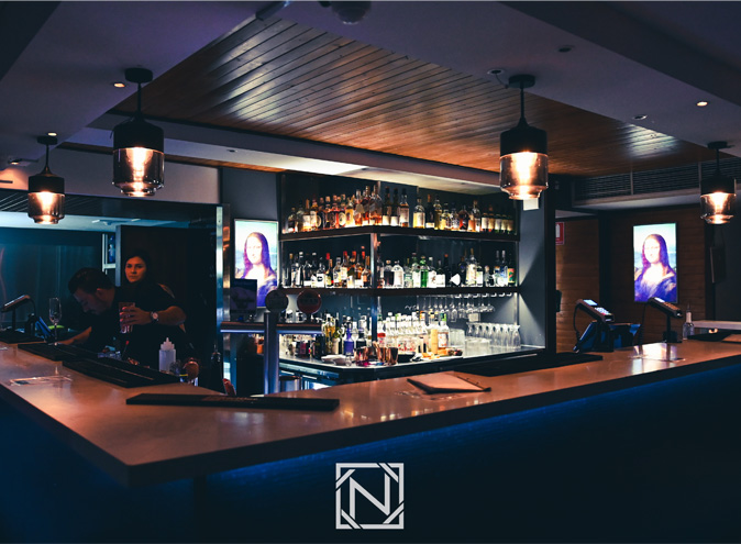 Niche Bar <br> Late Night Bars