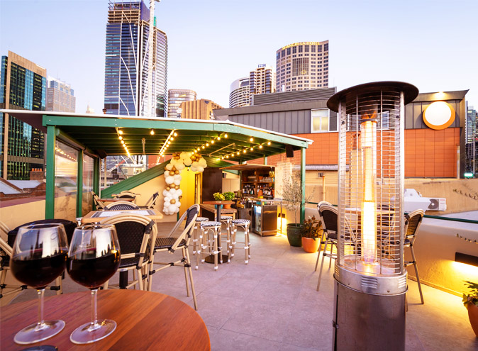 Australian Heritage Hotel Sydney The Rocks waterfront restaurant restaurants pub pubs classic parma burger pizza 011