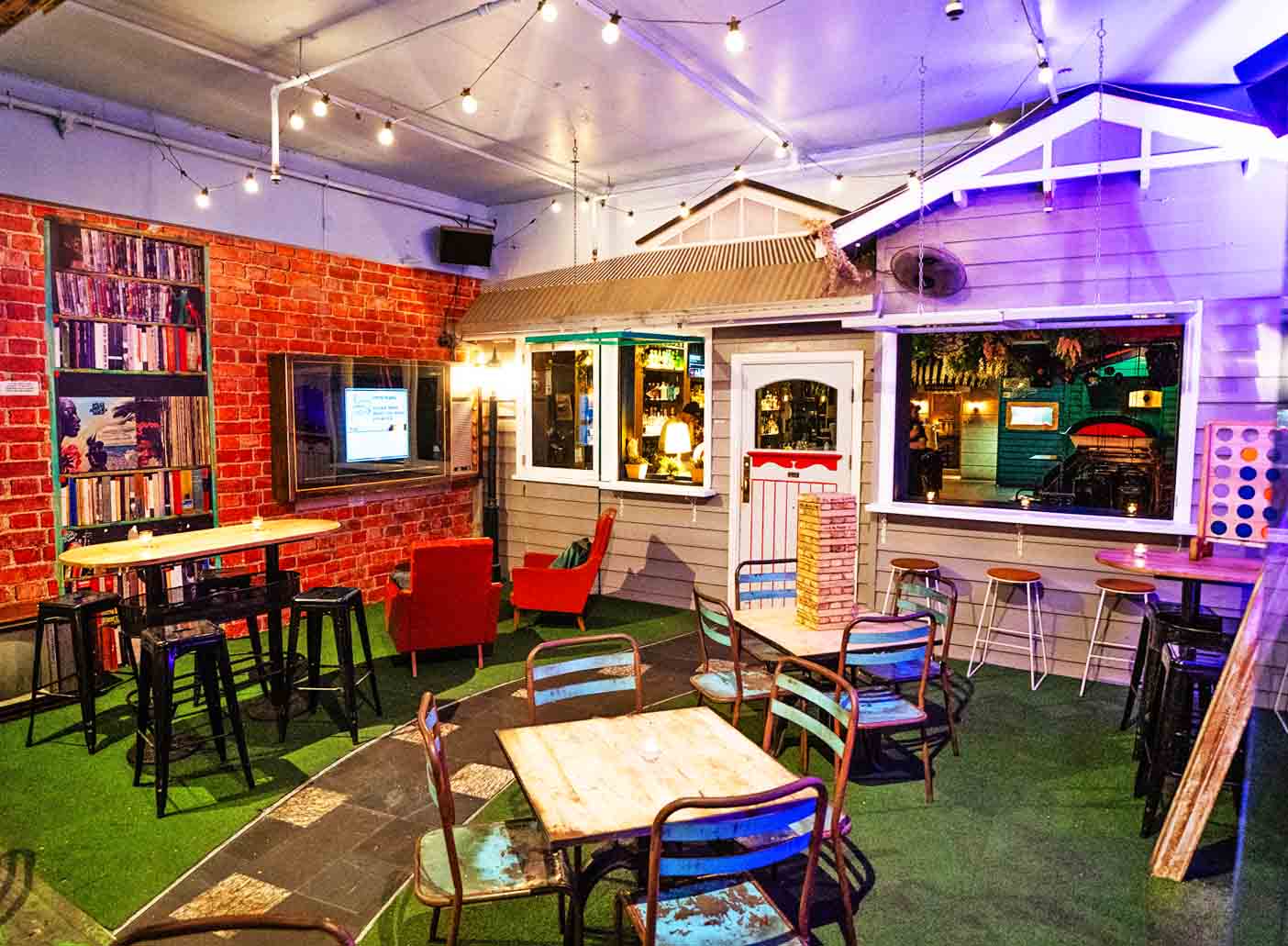 29th Apartment Bars St Kilda Bar Melbourne Fitzroy Street Cool Unique Small Top Best Good Open Late Outdoor Cocktail Fun Dancefloor (29)