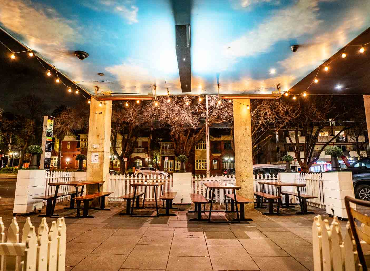 29th Apartment Bars St Kilda Bar Melbourne Fitzroy Street Cool Unique Small Top Best Good Open Late Outdoor Cocktail Fun Dancefloor (31)