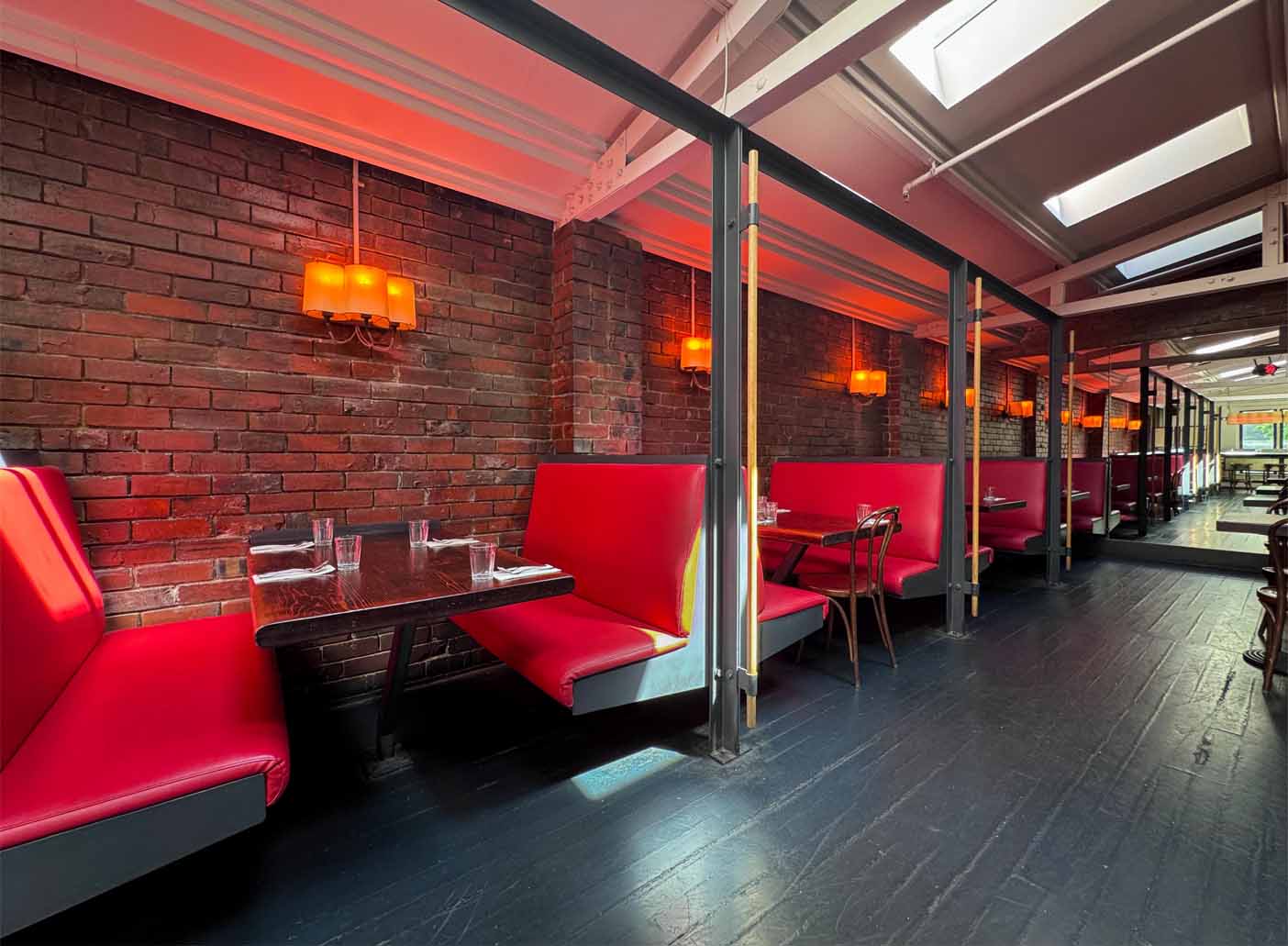 Magic Mountain Saloon