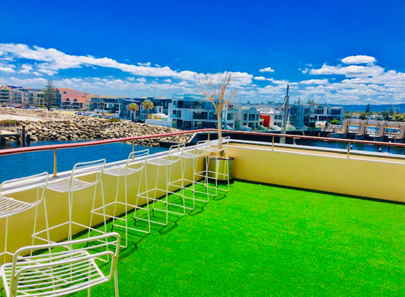 Sammys on the marina adelaide glenelg restaurant restaurants dining seafood australian fine view top best nice food waterfront 004