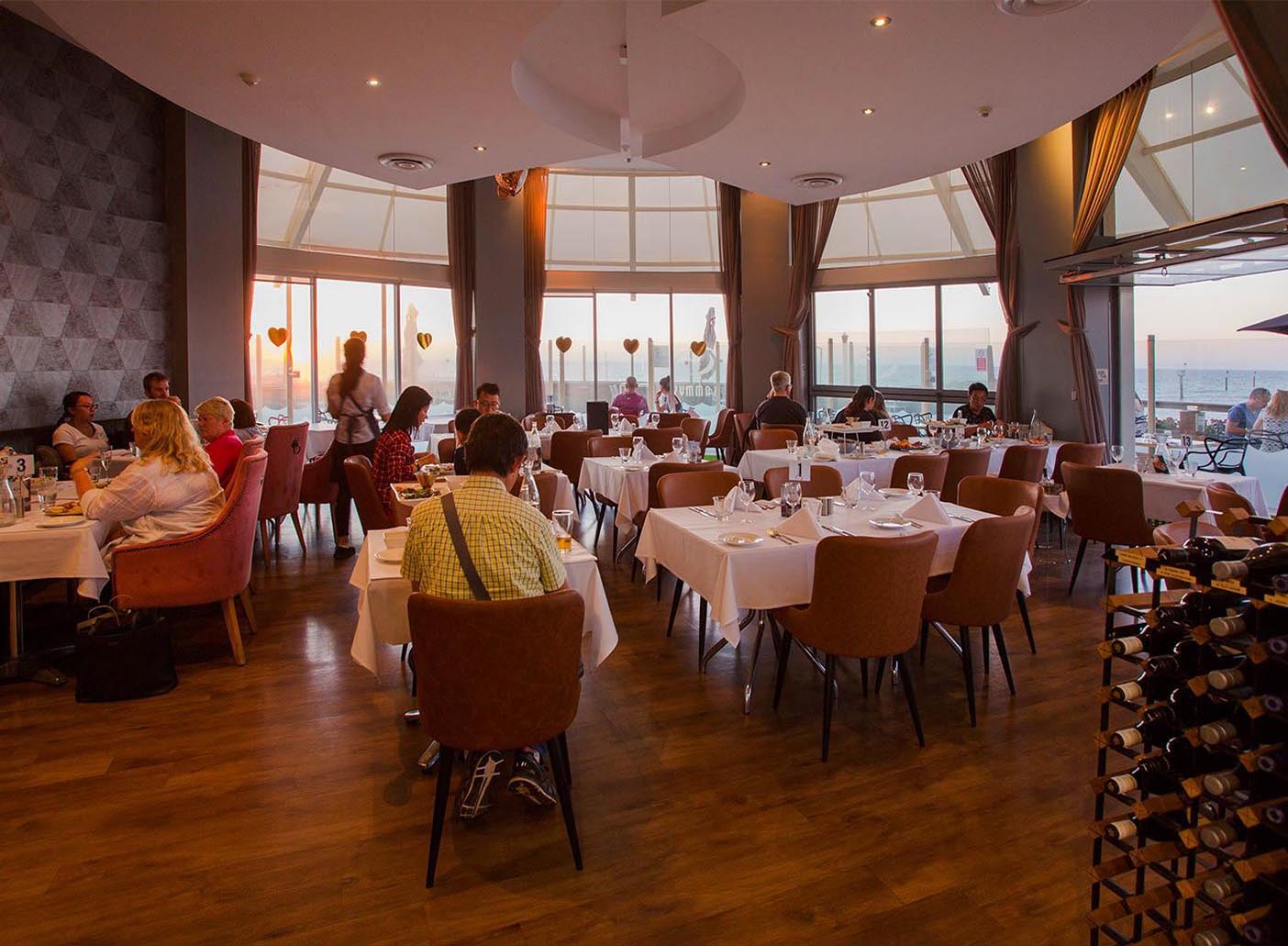 Sammys on the marina adelaide glenelg restaurant restaurants dining seafood australian fine view top best nice food waterfront 008