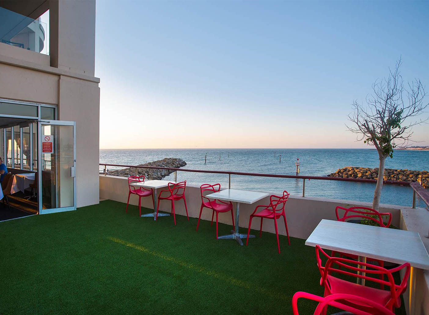 Sammys on the marina adelaide glenelg restaurant restaurants dining seafood australian fine view top best nice food waterfront 009