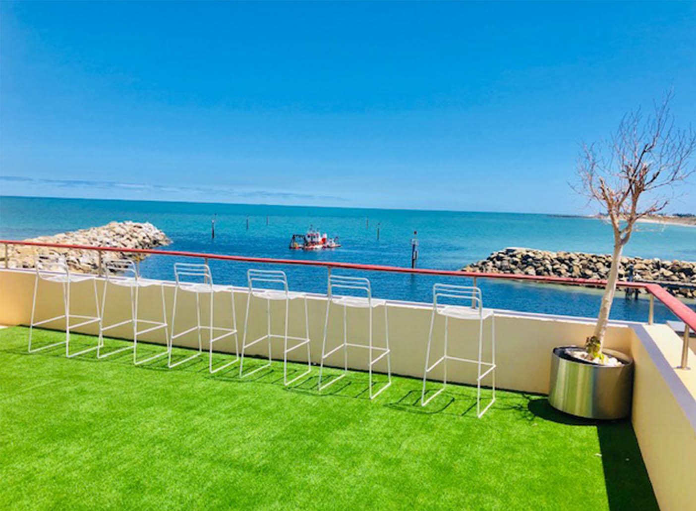 Sammys on the marina adelaide glenelg restaurant restaurants dining seafood australian fine view top best nice food waterfront 010