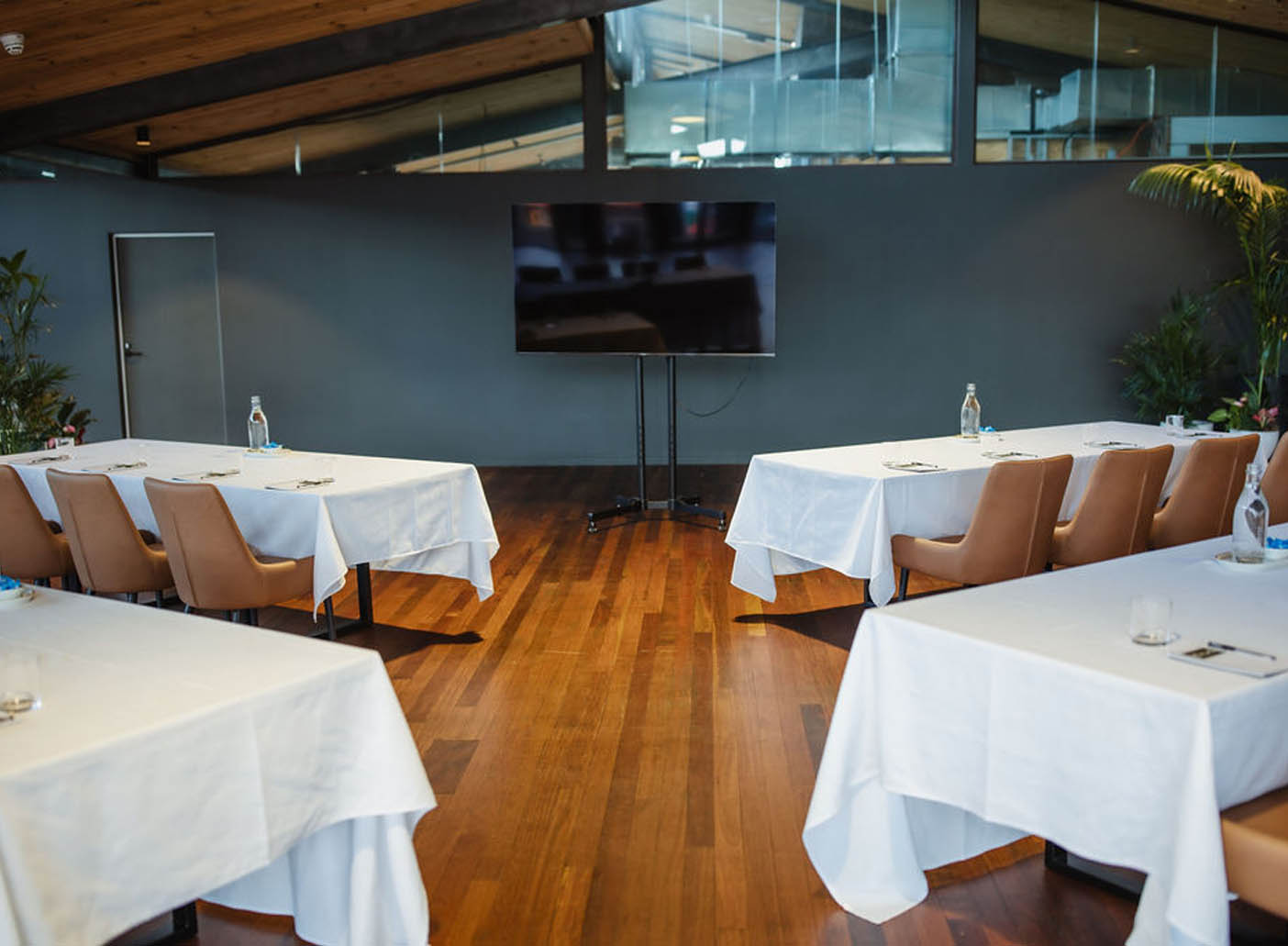 Hervé’s Restaurant & Bar