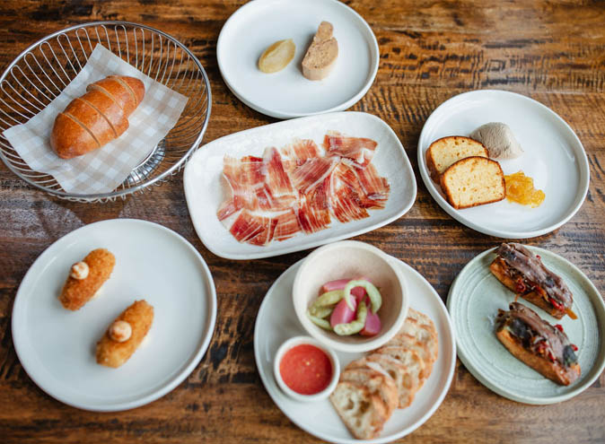 Hervé’s Restaurant & Bar