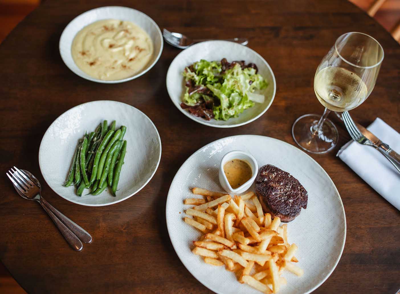 Hervé’s Restaurant & Bar