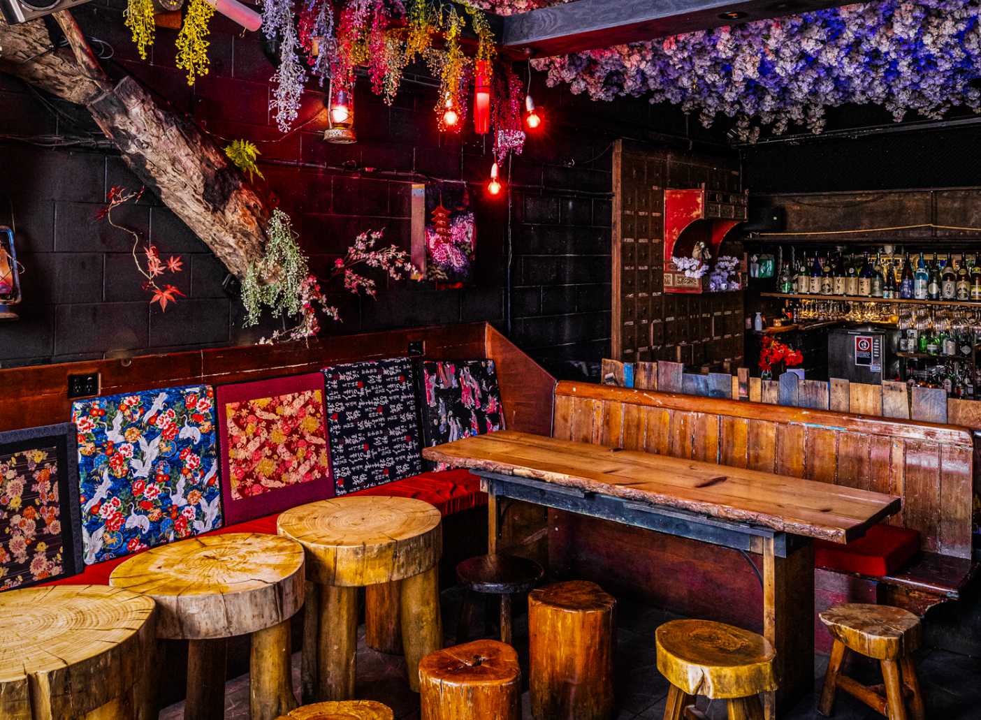 Bar Hanami