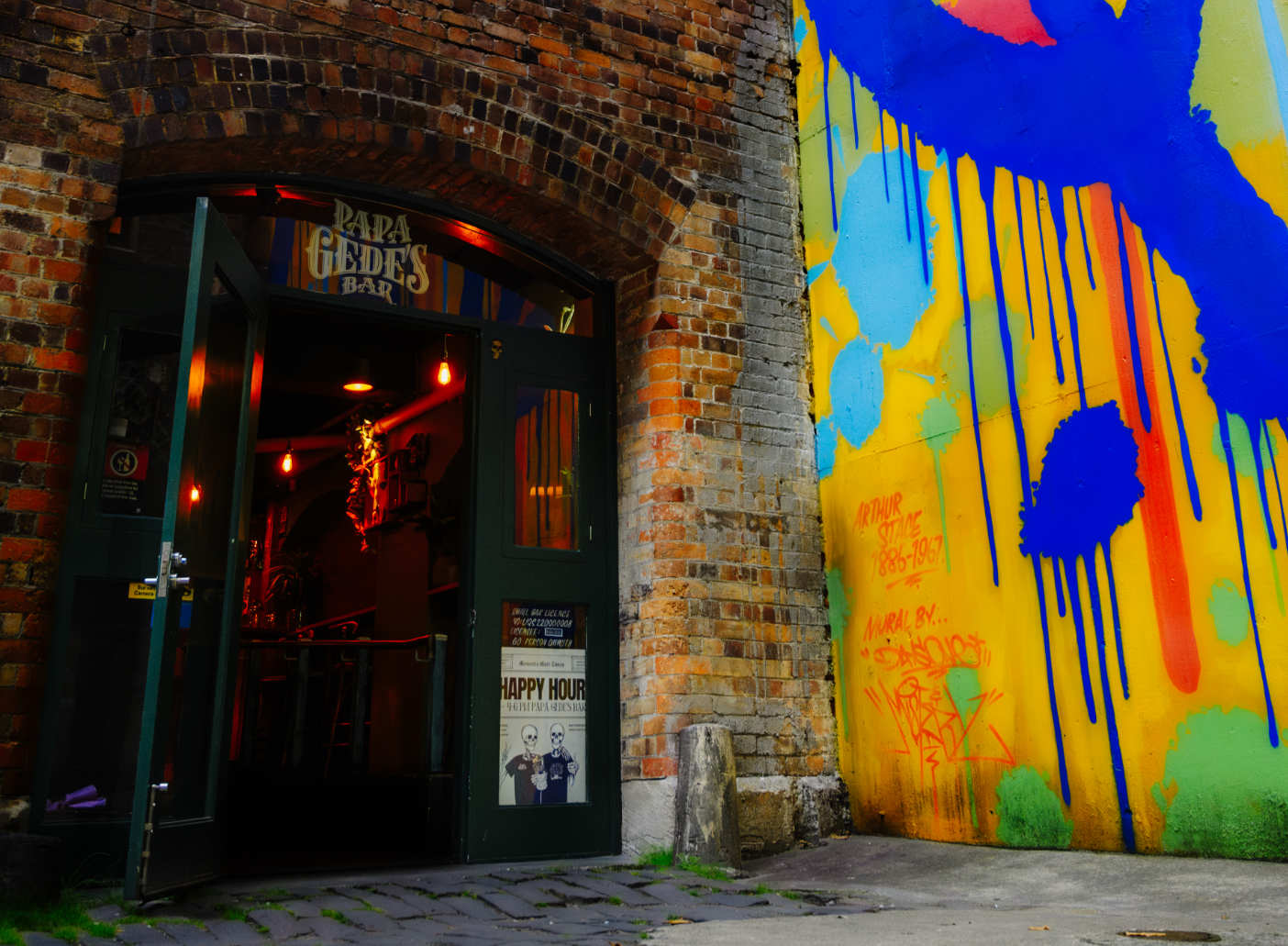 Papa Gede’s Bar