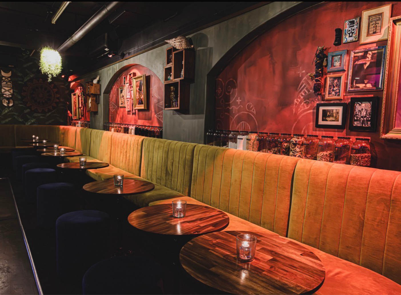 Papa Gede’s Bar