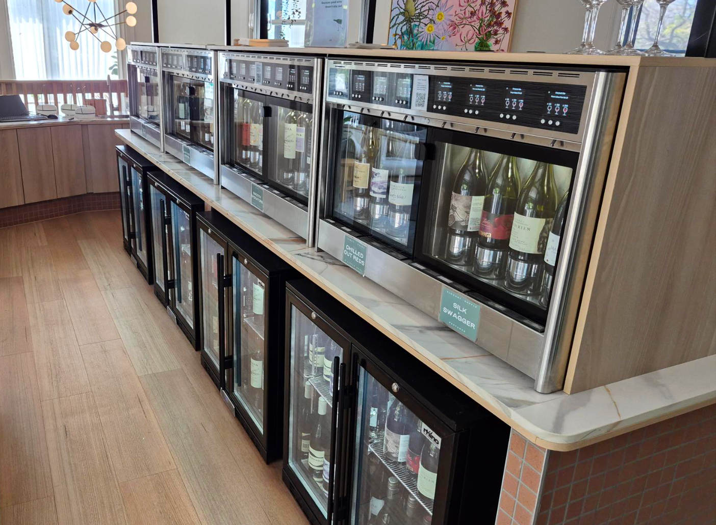 Stickybeak Wine Bar